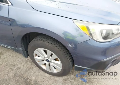 2017 Subaru Outback 2.5I Premium z USA, uszkodzony, nr VIN 4S4BSACC9H3282546